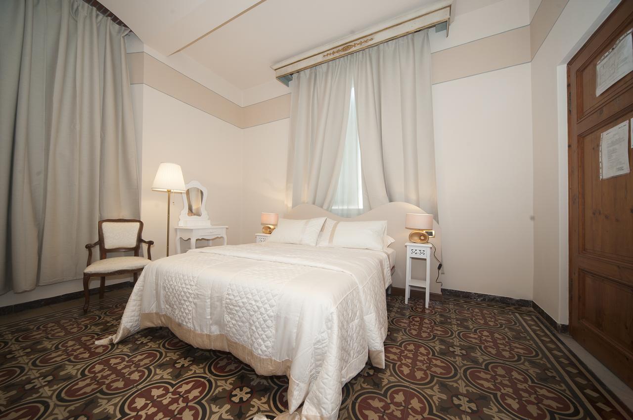 Lucca Relais Panzió Kültér fotó