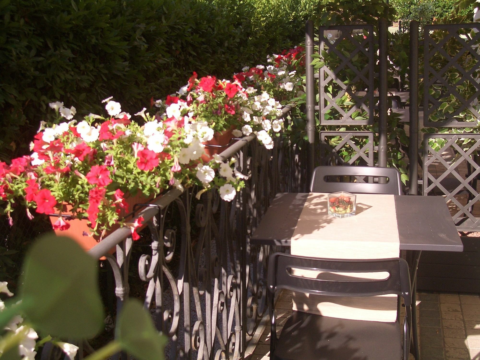 Lucca Relais Panzió Kültér fotó
