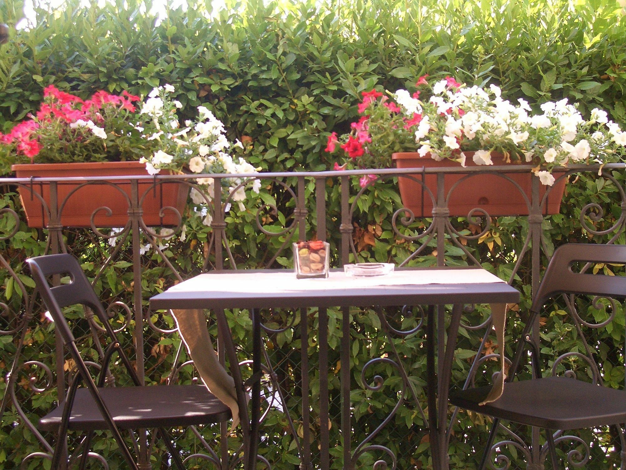 Lucca Relais Panzió Kültér fotó
