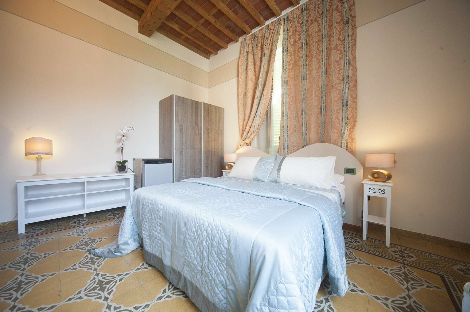 Lucca Relais Panzió Kültér fotó